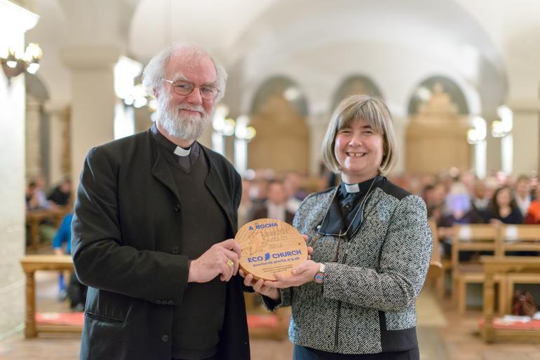 В Англии запустили экологический проект, который поможет христианским церквям становиться эко-дружественными