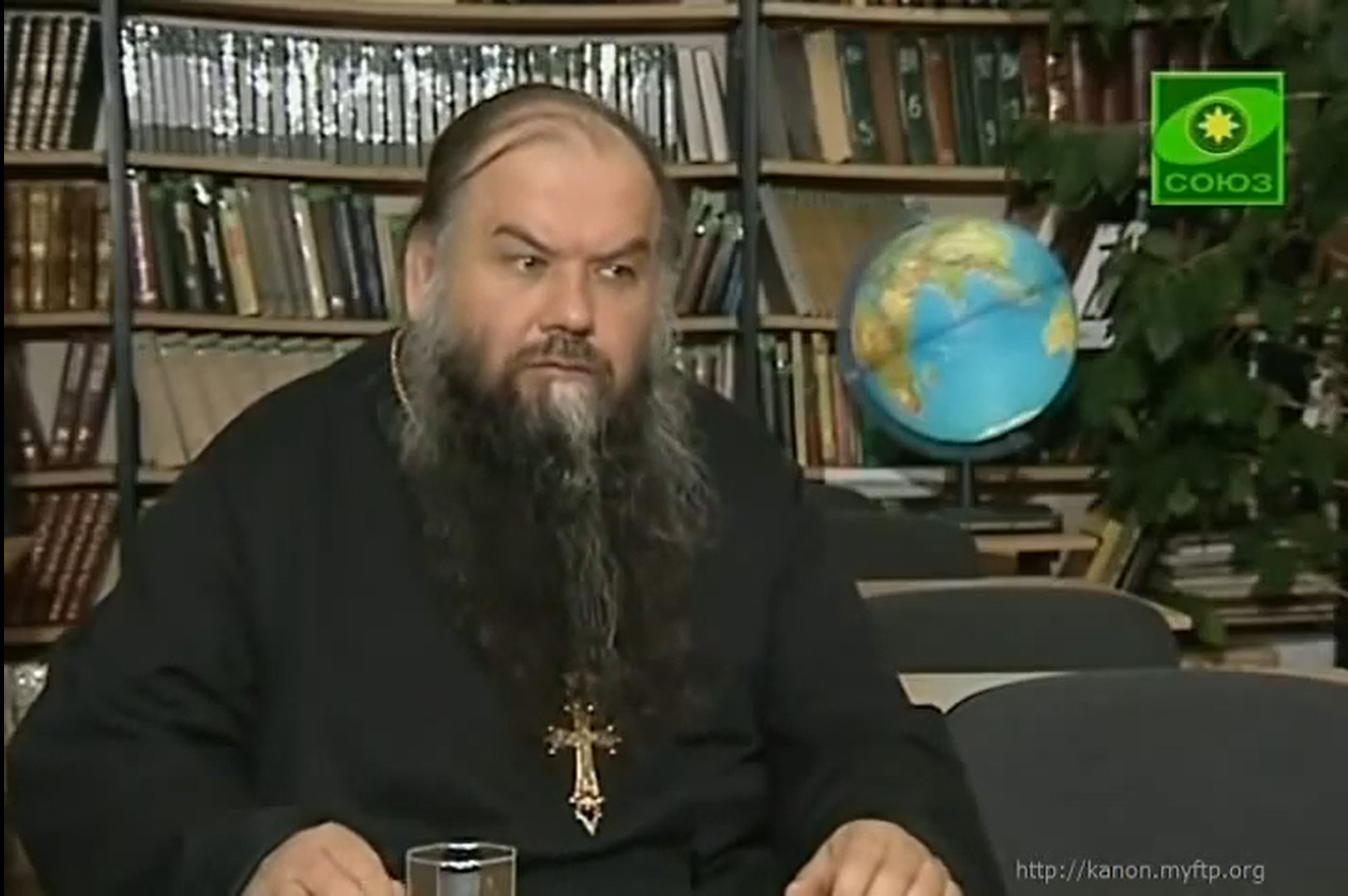 Телеканал «Союз» «Уроки православия. Христианство и общество потребления»